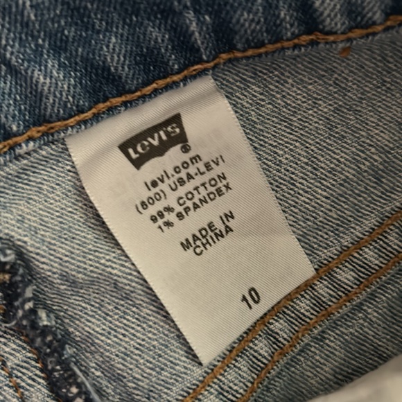 Levi’s blue jean skirt - Picture 3 of 4